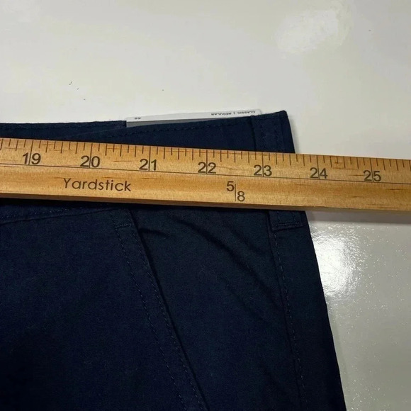 Eddie Bauer Shorts Navy Blue Mr Camano Shorts NWT Size 46 Cotton Chino - Picture 9 of 11